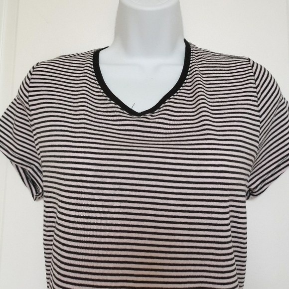 Faded Glory Plus Size Black and White Striped T Shirt - Picture 4 of 6